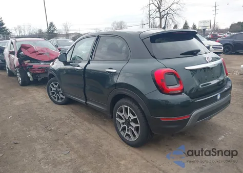 2020 Fiat 500X Trekking Awd z USA, uszkodzony, nr VIN ZFBNFYB14LP856750
